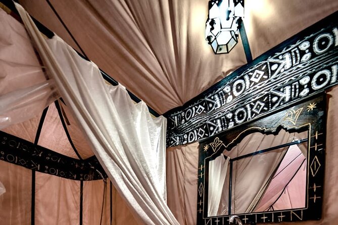 1 night Camel Treking in Merzouga Desert Luxury Camp - Berber dinner, drums, and a cold desert night