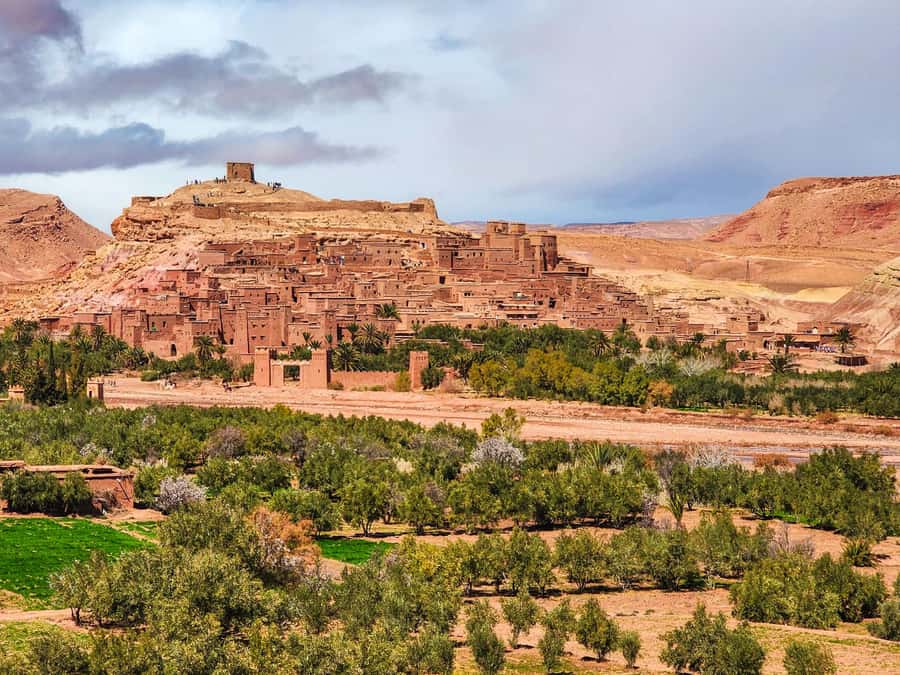 2-Day Excursion Marrakech to Ait Ben Haddou & Zagora Desert - Guides, vehicles, and the value of personal service