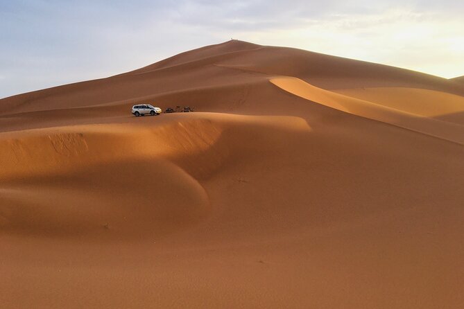 2 Days trip to erg chigaga and spend night at the luxury Camp - Optional carpets at Espace Taznakht