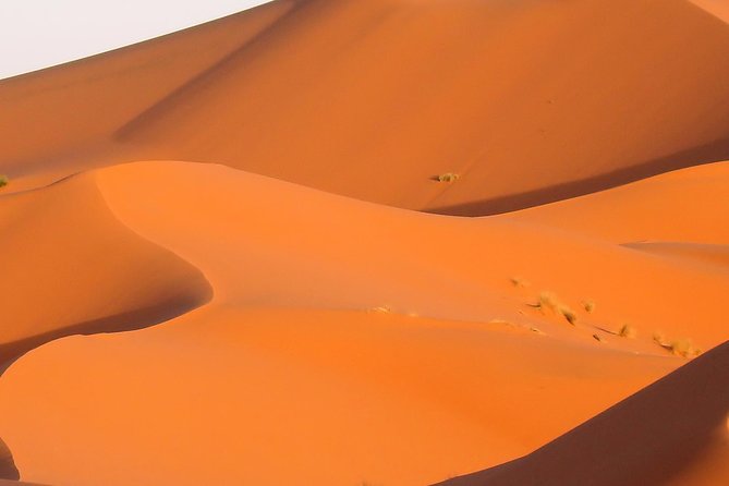3-Day Tour to Merzouga Erg Chebbi with Food & Camel Trek - What this $133 tour really includes