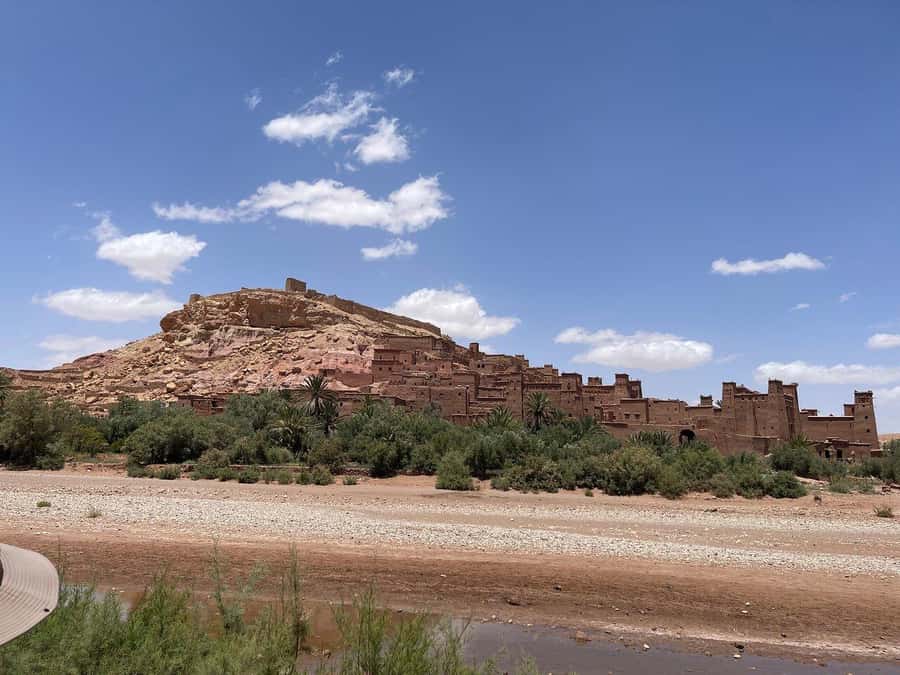 3 Days - 2 Nights Desert Tour From Marrakech with Camel Ride - Riding into Erg Chebbi at sunset