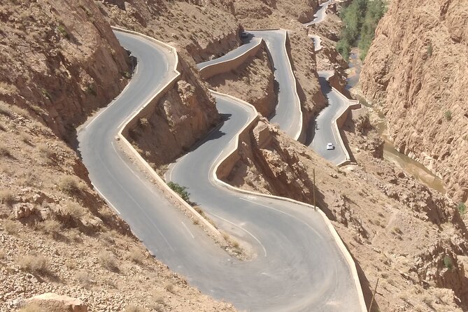 3 Days 2 Nights Marrakech to Merzouga - Sahara Tour Adventure - Day One: Ait Ben Haddou and the road into Dades