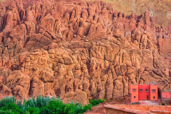 3-days shared Merzouga desert tour from Marrakech - Day 1: From Marrakech over the High Atlas