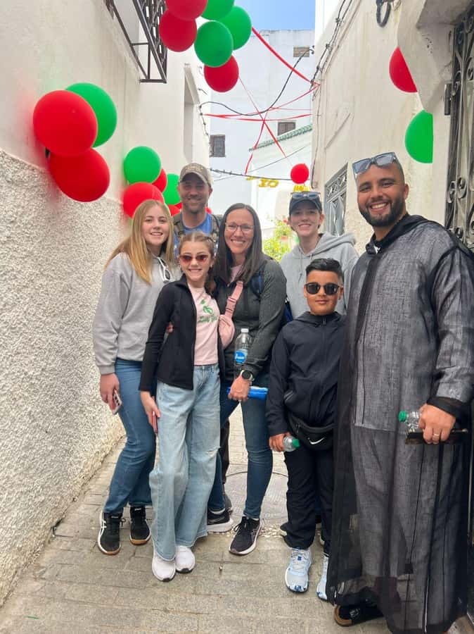 4 Hours Deluxe Guided Tour of Tangier + A tour with camels - The medina walk, markets, tea, and local life