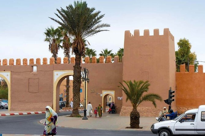 4 WD Agadir Small desert discovery including lunch - Sand dunes without the promise of a full Sahara