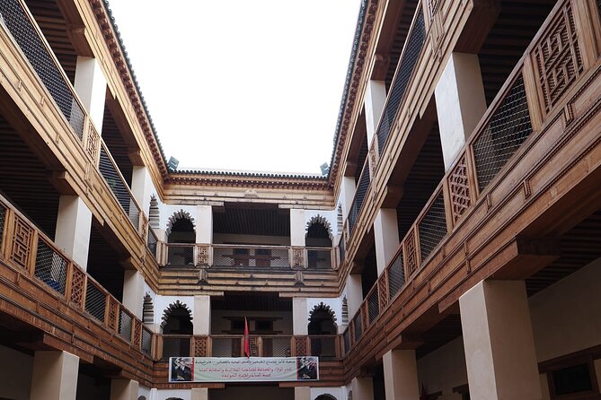 5-Hour Private Walking Tour of the Medina in Fez - The Bou Inania Medersa and Marinid artistry