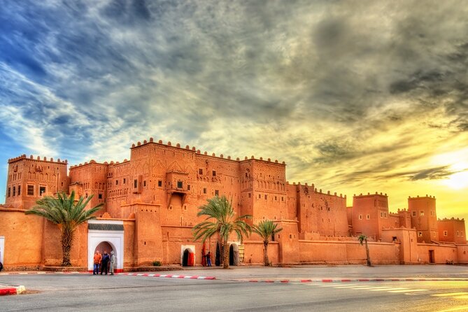 6-Day Private Morocco Cultural Tour From Casablanca To Marrakech - The Sahara at Erg Chebbi: camel ride, sunset, and a private tent