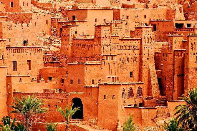 7 Days Luxury Desert Tour From Casablanca to Marrakech via fez -Camel trekking - Day 1: Chefchaouen and the blue lanes of the Rif