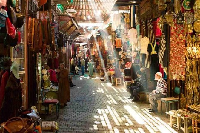 A half-day guided visit of FEZ MEDINA - Qarawiyyin Mosque from the permitted areas