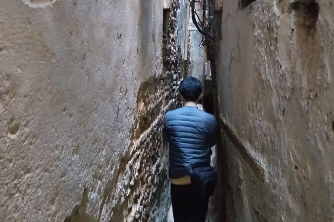 A Unique Experience In Fez With A Guide And A Driver (Full Day) - Place Seffarine and the sound of metalwork