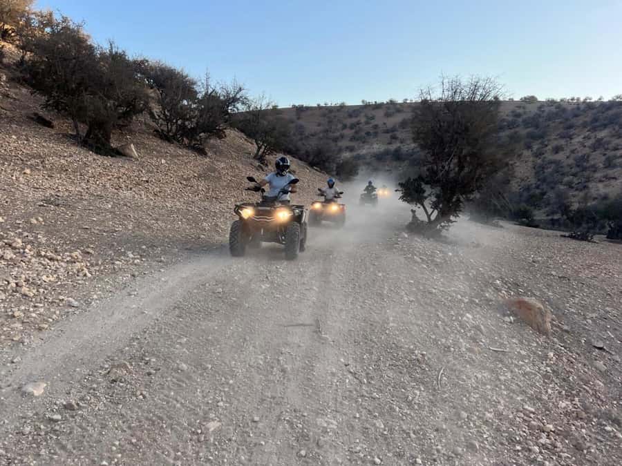 Agadir: Agafay Desert Quad Biking With Goats On The Tree - The return ride, views, and the final dust-off
