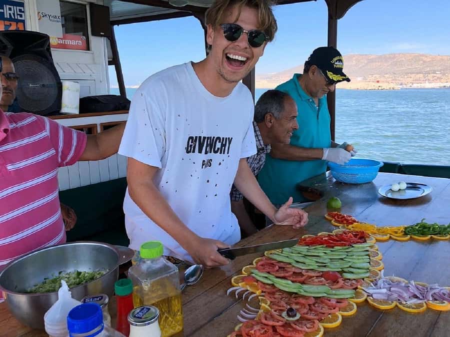 Agadir: Boat Trip with Fishing, Swimming, and BBQ Lunch - Practical advice for a smoother day