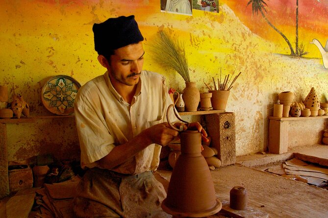 Agadir or taghazout : 4×4 Jeep Sahara Desert Trip with Lunch - Tiznit’s medina and silver work