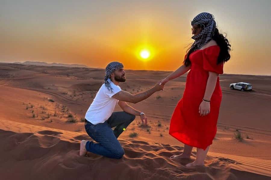 Agadir: Sandboarding Guided Experience & Visit to the Canyon - Walking through the canyon before the dunes