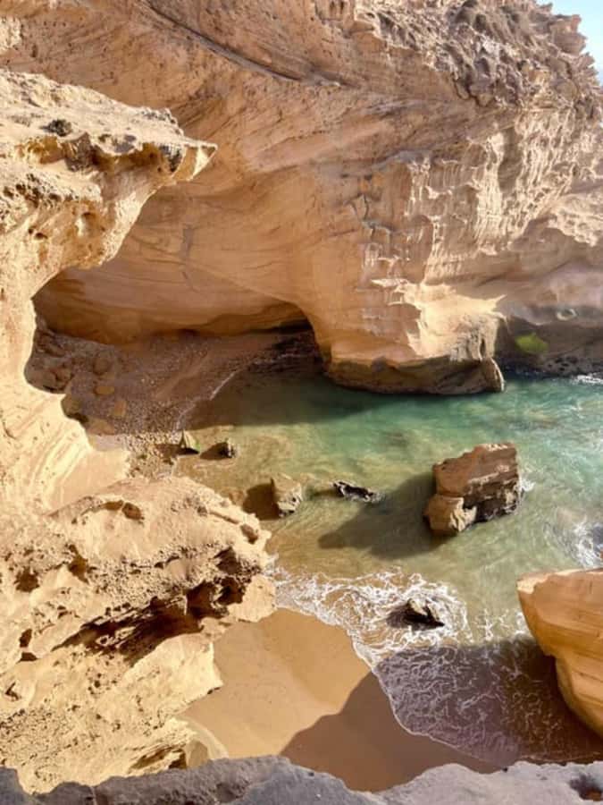 Agadir: Sandboarding Guided Experience & Visit to the Canyon - Learning to sandboard on the Timlalin Dunes
