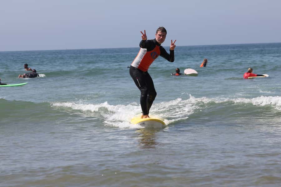 Agadir: Taghazout Beach Surf Lesson with Lunch and Transfer - Why Taghazout makes a good first surf lesson