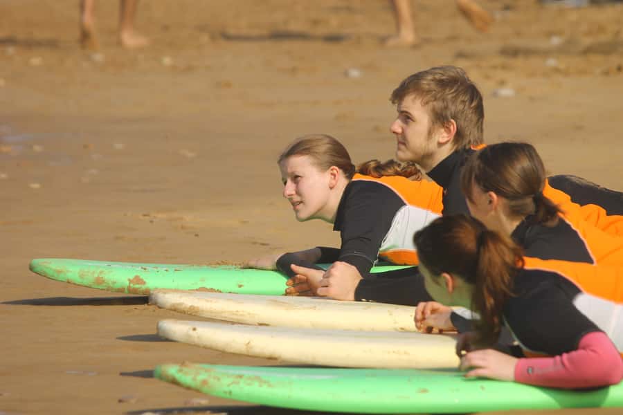 Agadir: Taghazout Beach Surf Lesson with Lunch and Transfer - Who will enjoy this surf experience most?