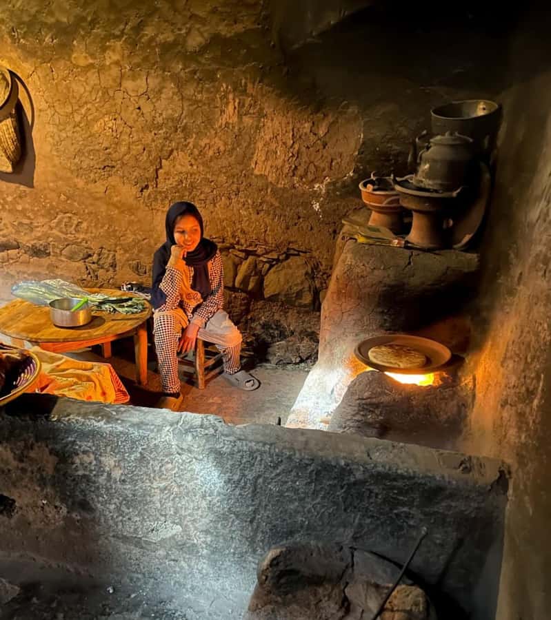 Agafay Desert & Atlas Mountain & Camel Ride Day Trip & Lunch - Lunch with a mountain view