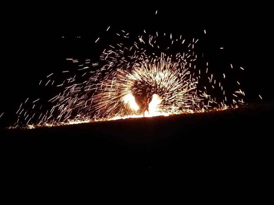 Agafay Desert: Buggy Rides, Dinner & Show Under the Stars - Why Agafay works for a short desert outing