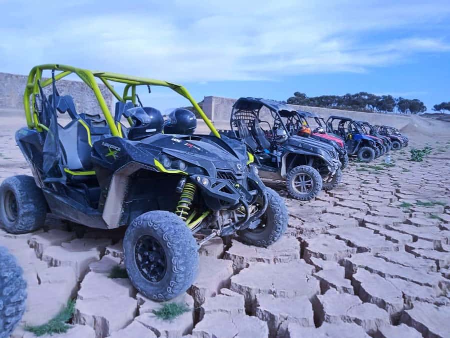 Agafay Desert: Buggy Rides, Dinner & Show Under the Stars - Sunset views and desert photo stops