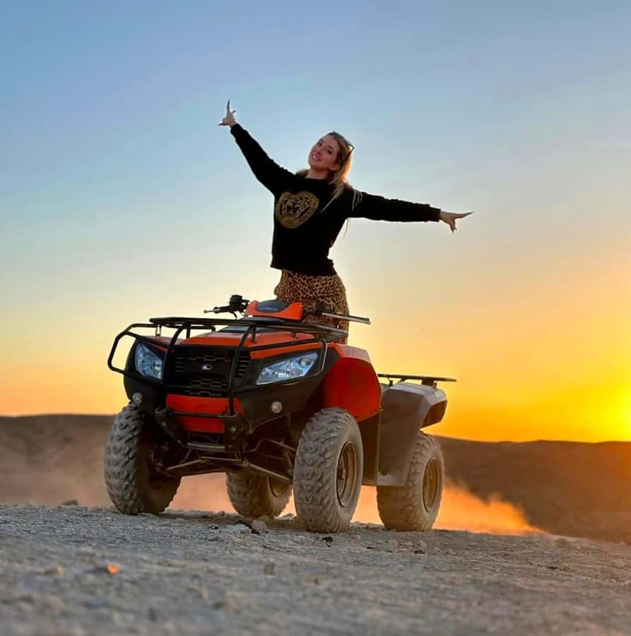 Agafay tour Quade Bike, Sunset and Romantic Dinner Show - Key Points Before You Book