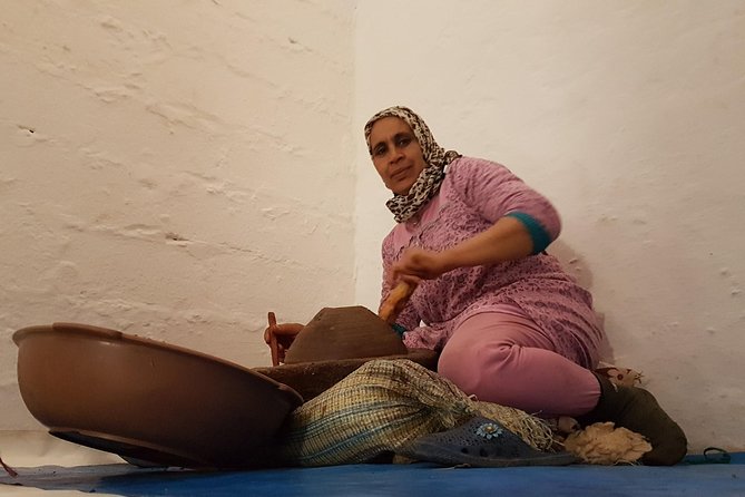 Argan Forest, tea time at a Berbers family & Visit of an Argan cooperative. - Who will enjoy this Essaouira outing most
