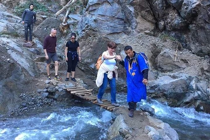 Atlas Mountain & Berber Villages and Waterfalls Day Trip from Marrakech - Guides, Drivers, and the Feel of the Group