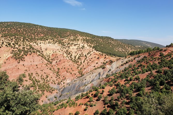 Atlas Mountains & 5 Valleys Tour from Marrakech - All inclusive - - Asni and Tahnaout: the final valley stops