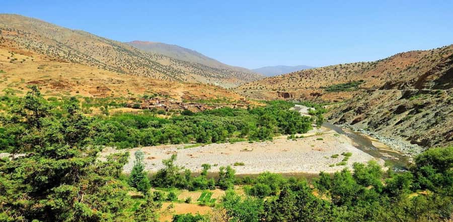 Atlas Mountains: Ijoukak and 4 Valleys with Camel Ride - Lunch with a Berber family