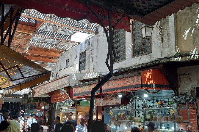 Authentic Fez tour - A flexible route with a short clock