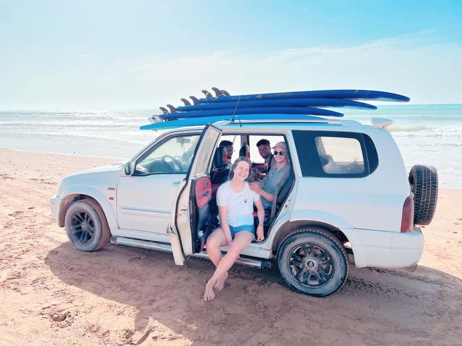 Beginners friendly surf in nice spots - Wetsuits, Boards, and What to Wear
