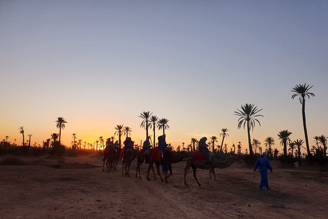 Camel ride Marrakech - Dressing for the photographs