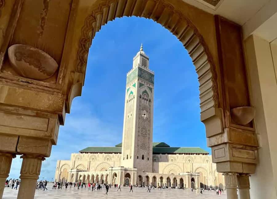 Casablanca: 6-Day Tour To Marrakech Via Chefchaouen & Desert - Six details that shape the experience