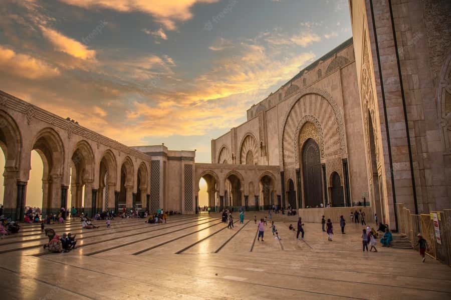 Casablanca City Night Tour and Traditional Moroccan Dinner - How much value do you get for $69?