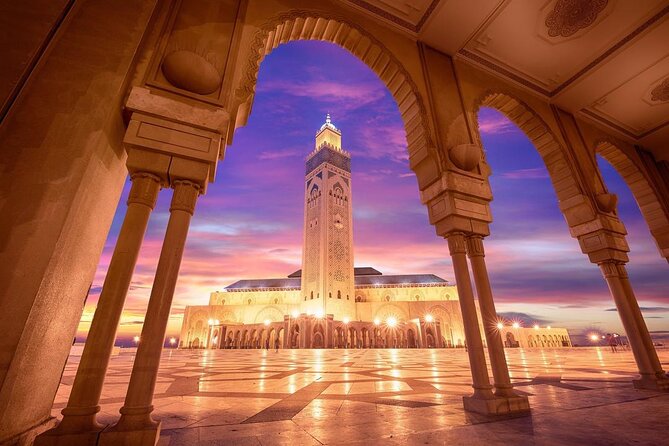 Casablanca City Night Tour and Traditional Moroccan Dinner - Dar El Kaid brings dinner and theater