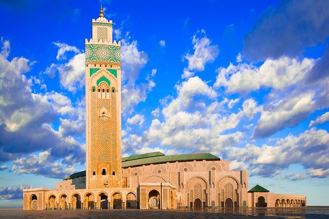 Casablanca City Tour: Hassan II Mosque, Medina & Hidden Gems - Mohammed V Square and the Colonial Center