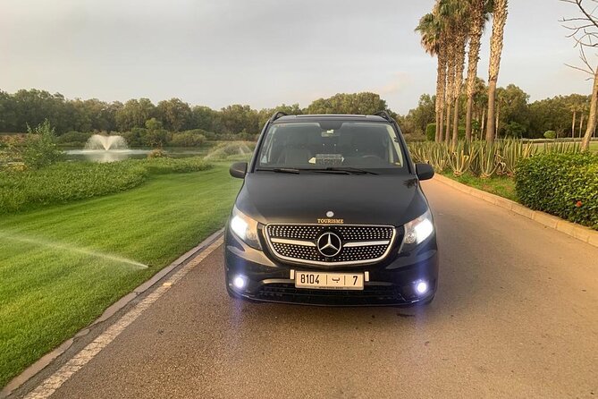 Casablanca Cruise Transfer or Airport Transfer Service - Meeting your driver at the airport or port