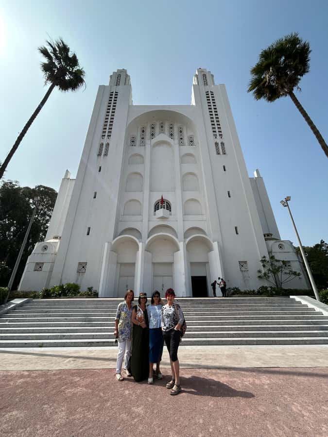 Casablanca Day Tour from Marrakech and Big Mosque Visit - Hassan II Mosque, the reason to make the trip