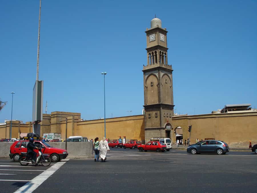 Casablanca Day Tour from Marrakech and Big Mosque Visit - The Marrakech pickup and long road north