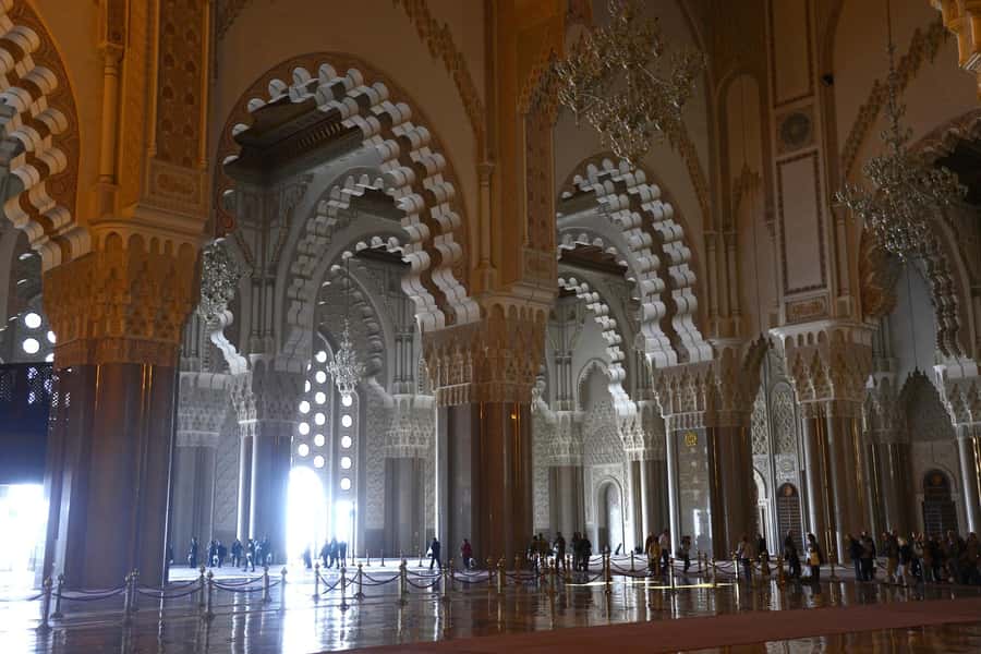 Casablanca: Hassan II Mosque Guided Tour with Entry Ticket - Hotel Pickup and the 15-Minute Ride