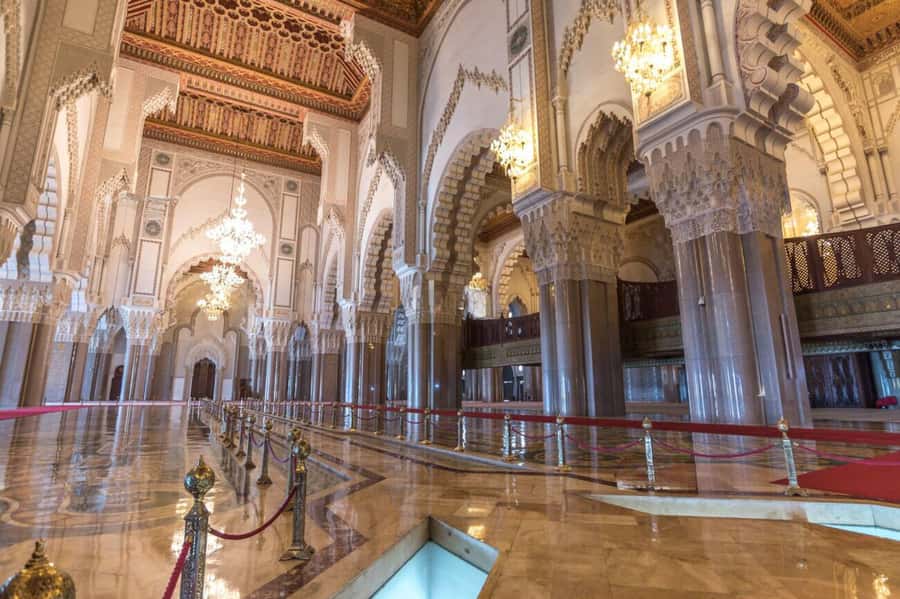 Casablanca: Hassan II Mosque Premium Tour with Entry Ticket - Small details that can make the visit easier