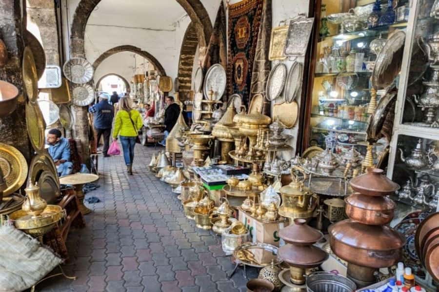 Casablanca: Layover Sightseeing Tour with Airport Transfer - From the Corniche to Anfa and Maarif