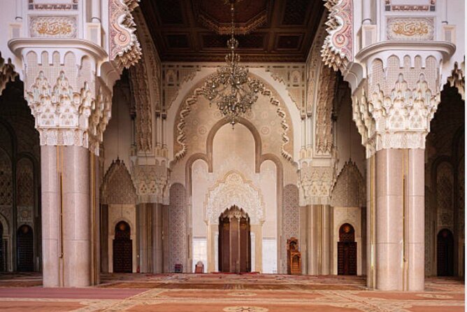 Casablanca Private City Tour - Central Market, seafood, and a quick taste of daily life