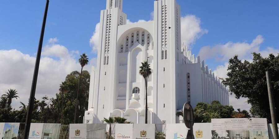 Casablanca: Private Guided Tour with lunch - Casablanca’s churches: striking buildings with a different story