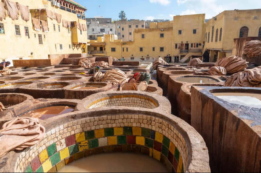 Casablanca to Fez: Scenic & Historical Day Trip with Lunch - The early pickup and road to Fez