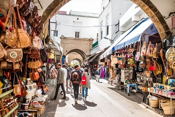 Casablanca Tour : Casablanca City Guided tour with lux vehicule - Why Casablanca Works Best With a Local Guide
