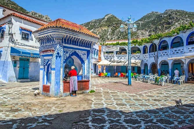 Chefchaouen the Blue City Full-Day Trip from Casablanca - Shopping for northern Moroccan crafts