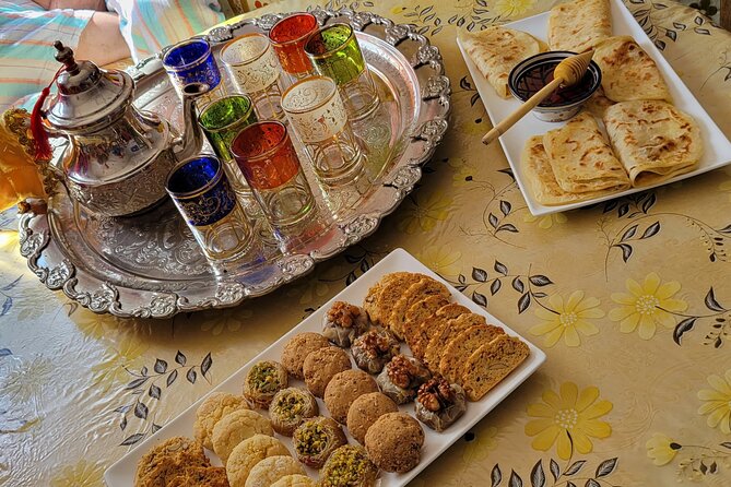 Cook Moroccan Food & Try on Traditional Clothes like a local - Key reasons this Casablanca experience works