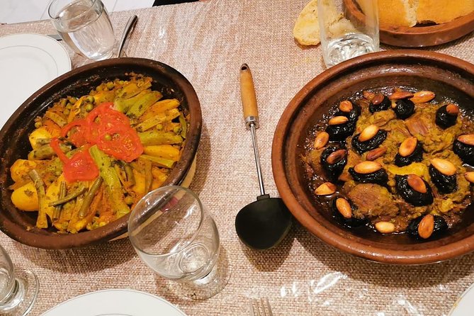 Cooking class with Chef Najla - Sitting down to eat what you made