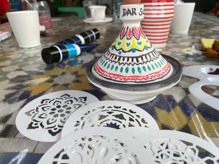 Creative Painting on Fes Pottery - A practical way to plan your visit